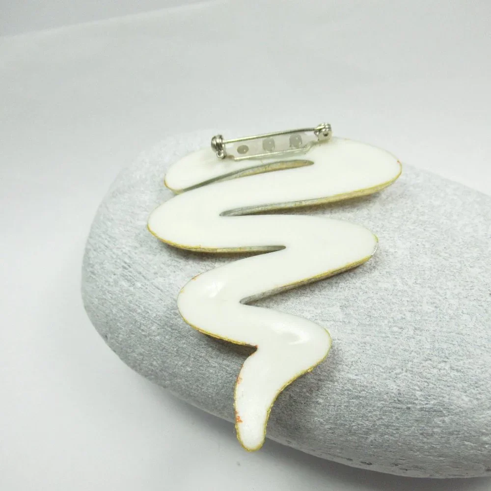Vintage Acrylic Brooch